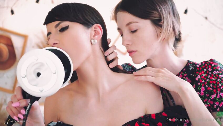 Arianarealtv Lesbian Boobs Massage 