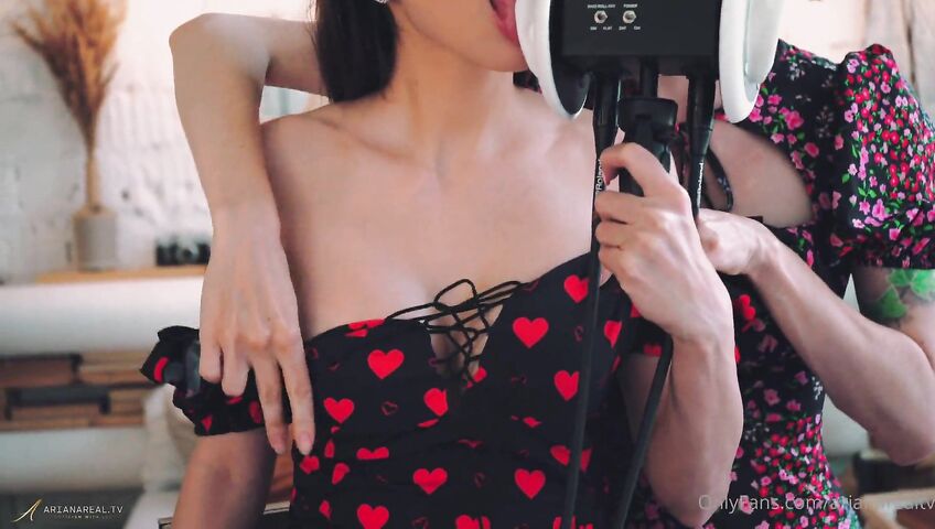 Arianarealtv Lesbian Boobs Massage 