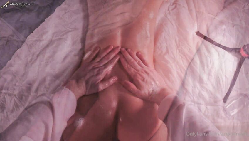 Arianarealtv Nude Butt Massage S