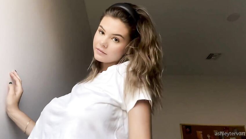 Ashley Tervort Tits See Through Wet Shirt 