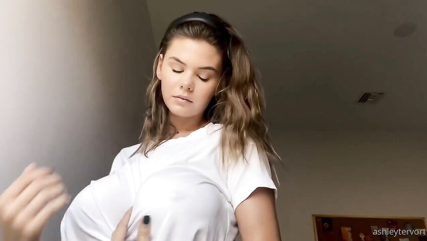 Ashley Tervort Tits See Through Wet Shirt 