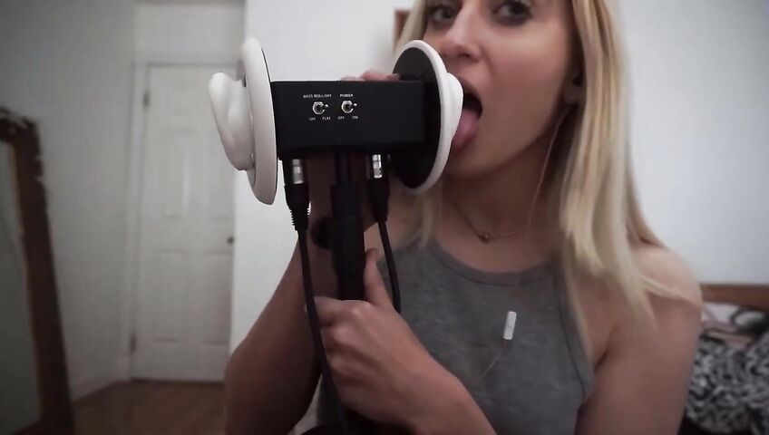 Asmr Claudy Patreon Ear Licking Video