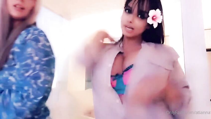 Atlanna Onlyfans Big Tits Tease