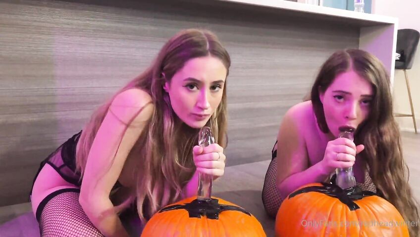 Bronwin Aurora Halloween Pumpkin Dildo Riding 