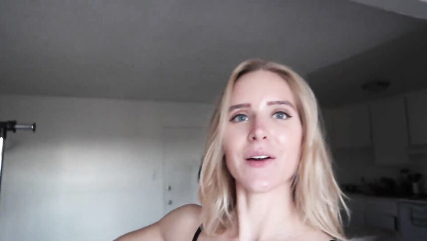 Caroline Zalog Patreon Teasing Her Ass