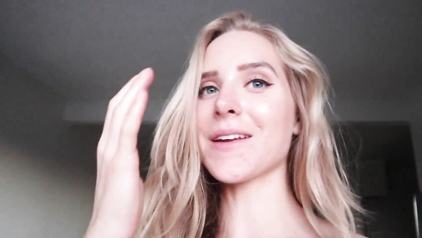 Caroline Zalog Patreon Teasing Her Ass