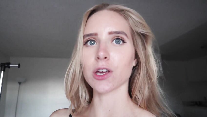 Caroline Zalog Patreon Teasing Her Ass