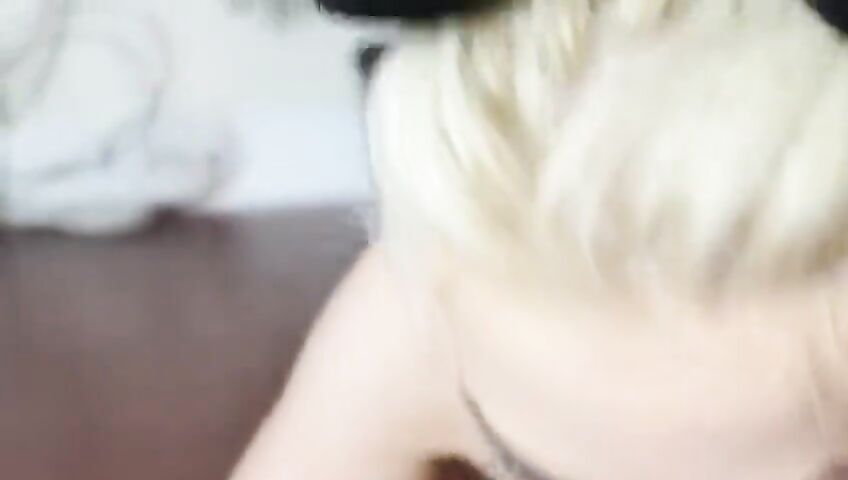 Courtney Stodden Nude Kitty Striptease