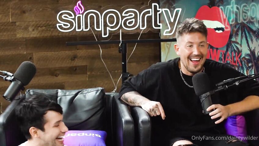 Dainty Wilder Pillow Talk Squirting On Podcast 2defa1