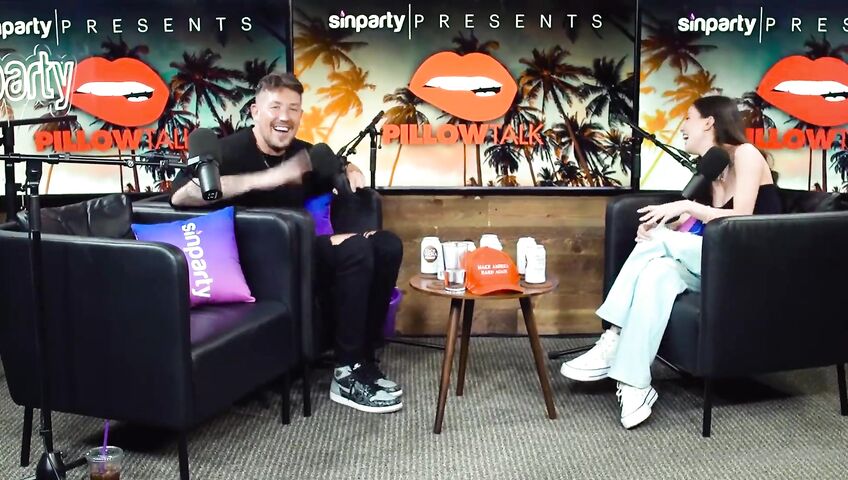 Dainty Wilder Pillow Talk Squirting On Podcast 2defa1