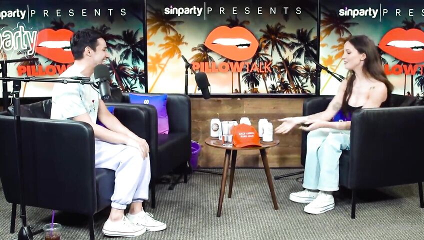 Dainty Wilder Pillow Talk Squirting On Podcast 2defa1