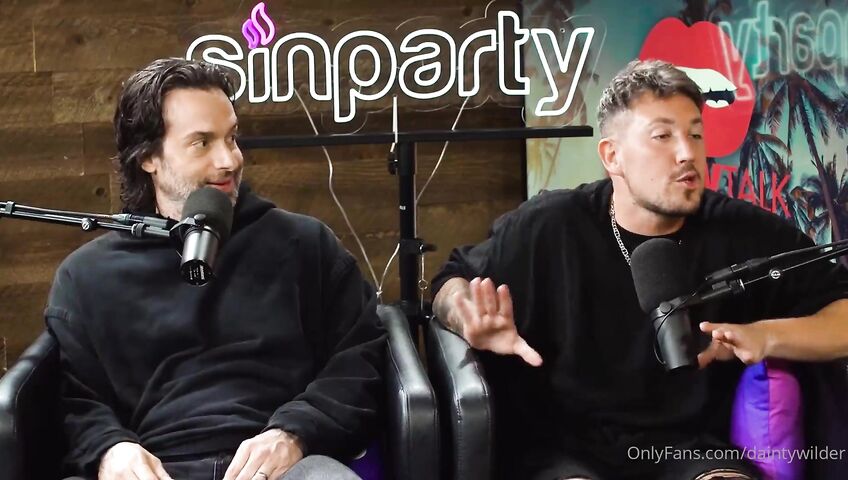 Dainty Wilder Pillow Talk Squirting On Podcast 2defa1