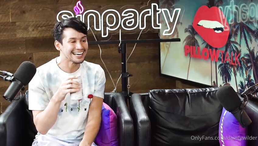 Dainty Wilder Pillow Talk Squirting On Podcast 2defa1