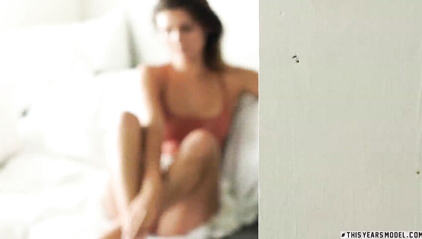 Dare Taylor Nude Stripteases