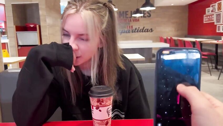 Devdaria In Kfc Makes Me Cum Blowjob