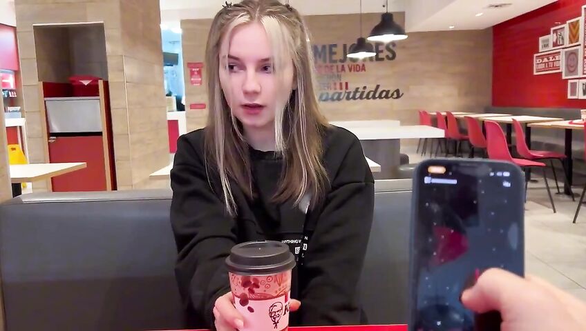 Devdaria In Kfc Makes Me Cum Blowjob