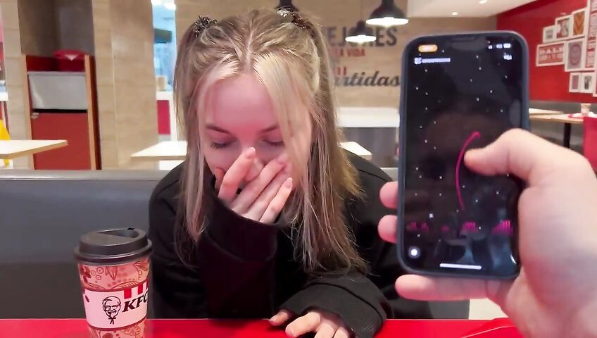 Devdaria In Kfc Makes Me Cum Blowjob