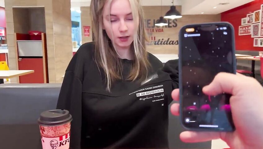 Devdaria In Kfc Makes Me Cum Blowjob