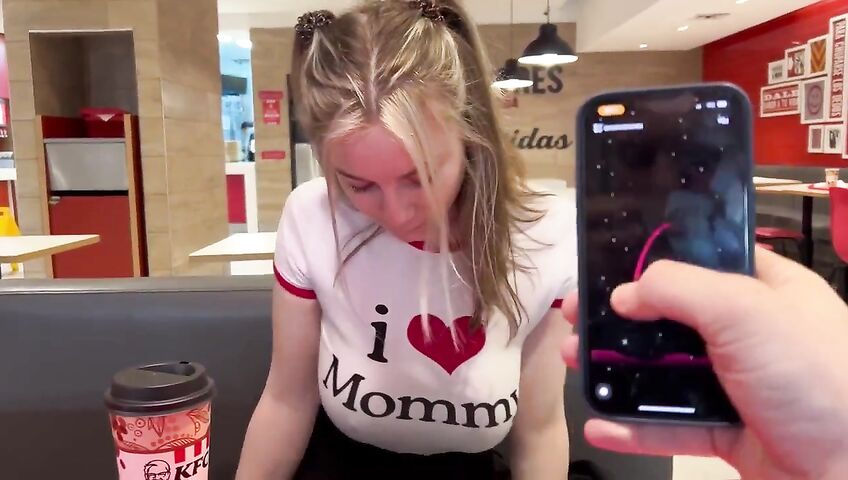 Devdaria In Kfc Makes Me Cum Blowjob