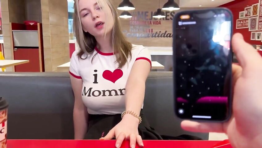 Devdaria In Kfc Makes Me Cum Blowjob