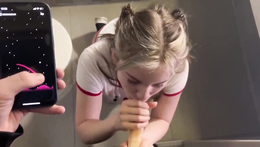 Devdaria In Kfc Makes Me Cum Blowjob