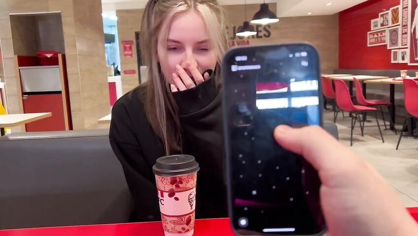 Devdaria In Kfc Makes Me Cum Blowjob