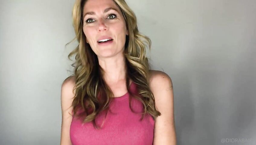 Diora Baird Nude Close Up Titsss