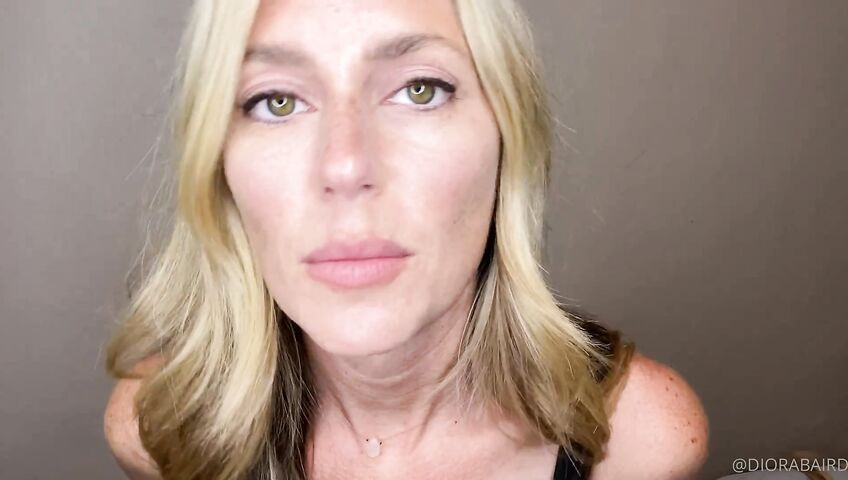 Diora Baird Sexy Cleavage Asmrss