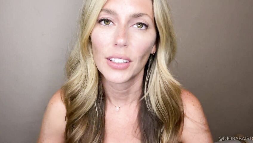 Diora Baird Sexy Cleavage Asmrss