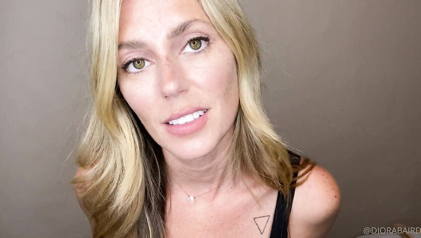 Diora Baird Sexy Cleavage Asmrss