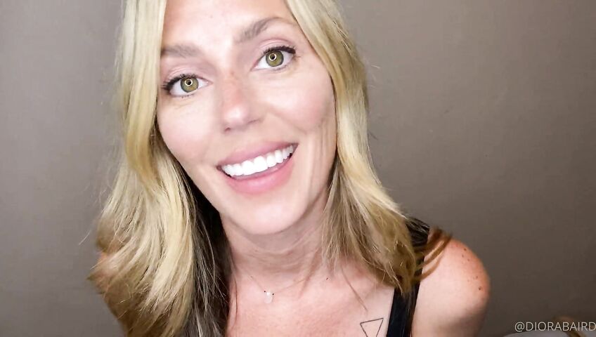 Diora Baird Sexy Cleavage Asmrss