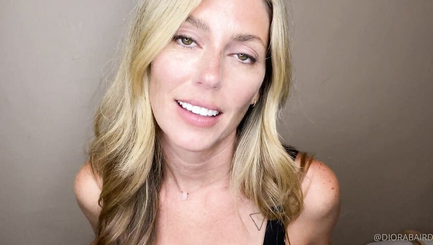 Diora Baird Sexy Cleavage Asmrss