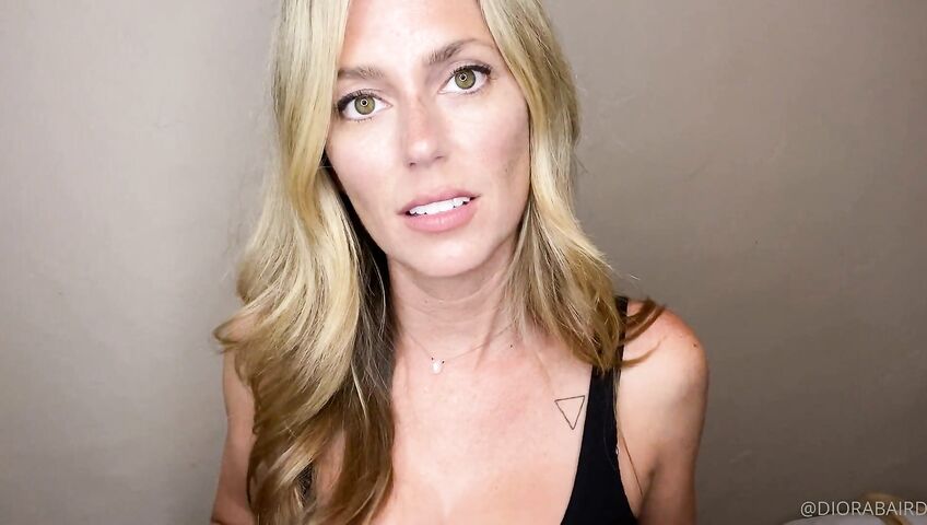 Diora Baird Sexy Cleavage Asmrss