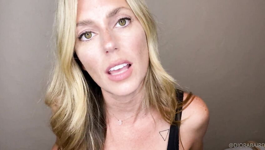 Diora Baird Sexy Cleavage Asmrss