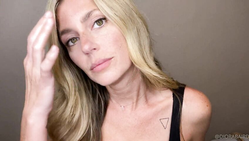 Diora Baird Sexy Cleavage Asmrss