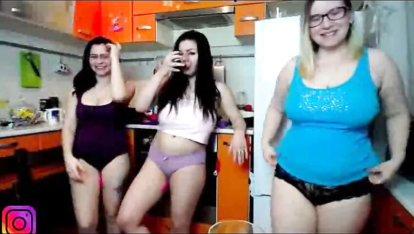 Drunk Web Cam Lesbos Strap On