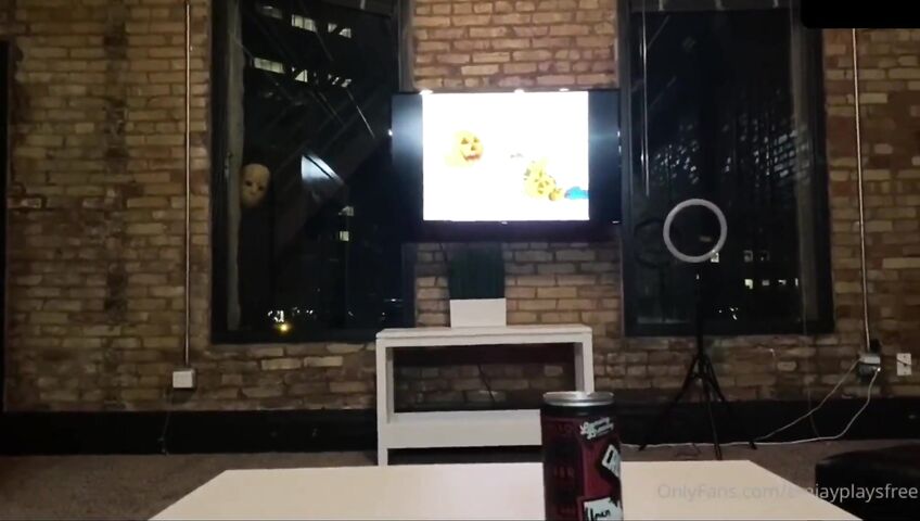 Emily Rinaudo Gets Rough Fucked By Home Intruder Video Klmnp