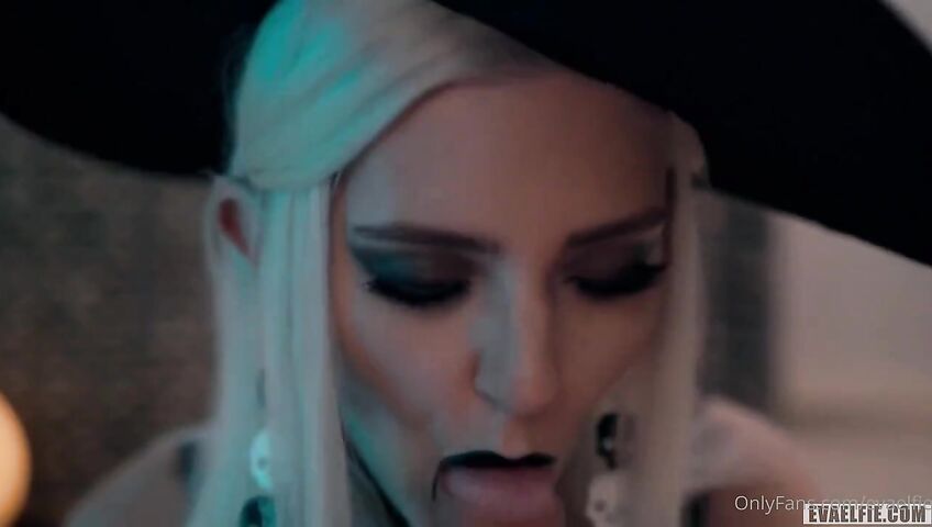 Eva Elfie Halloween Witch Cosplay Sex Cdea1