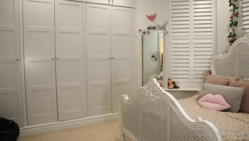 Florescent Asmr Favourite Lingerie Haul