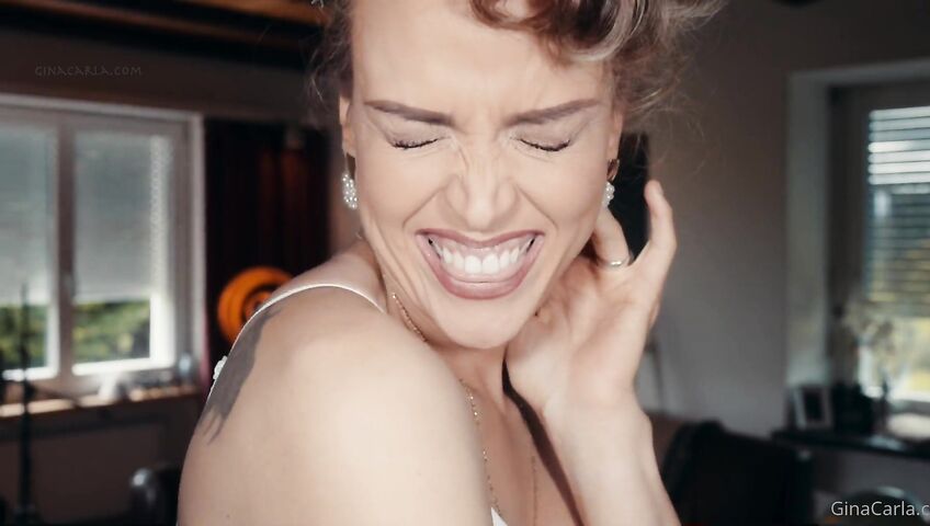 Gina Carla Kiss Me Asmr