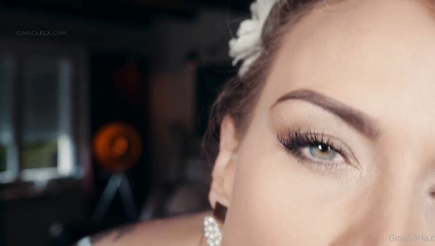 Gina Carla Kiss Me Asmr