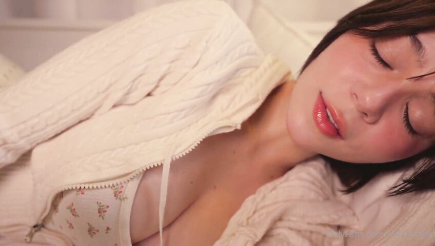 Maimy Asmr Cozy Cuddling Roleplay S