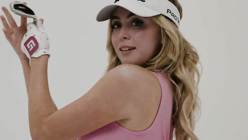 Grace Charis Nude Golfer Striptease De