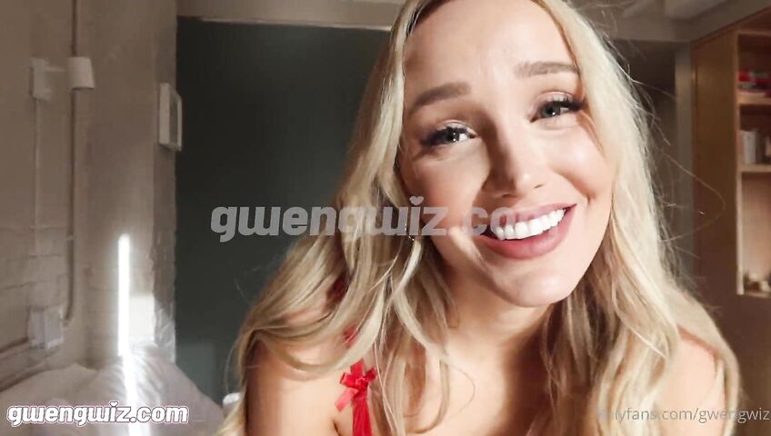 Gwengwiz ASMR Nude Escort