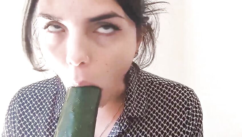 Jessy ASMR Cucumber Sucking Sounds