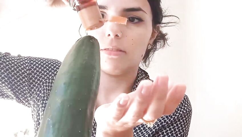 Jessy ASMR Cucumber Sucking Sounds