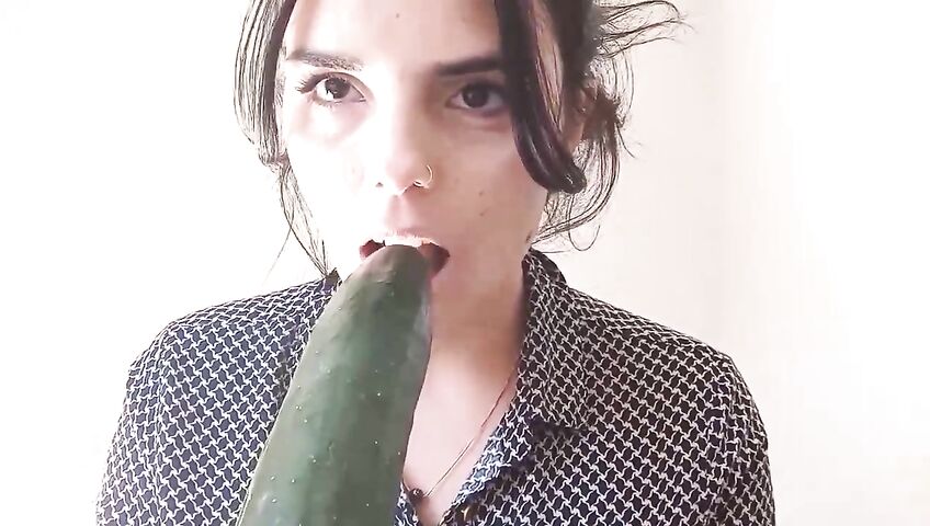Jessy ASMR Cucumber Sucking Sounds