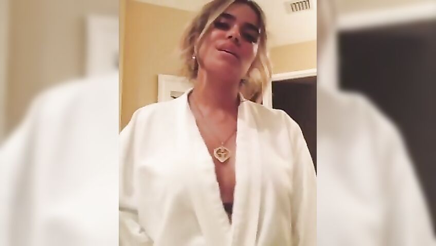 Karol G Nude Sex Tape Leaksss