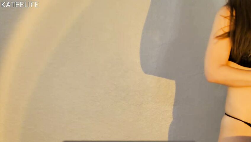 Kateelife Nude Stiptease Porn