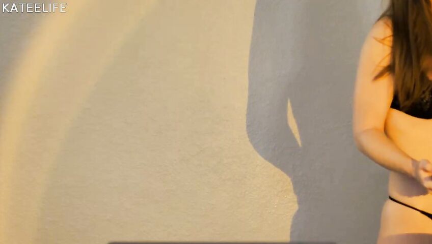 Kateelife Nude Stiptease Porn